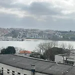 Lägenhet River & Ocean View Oporto