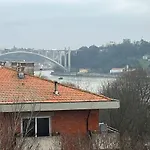 River & Ocean View Διαμέρισμα